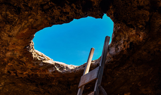 《金属非金属矿山排土场安全生产规则》等10项矿山安全行业标准