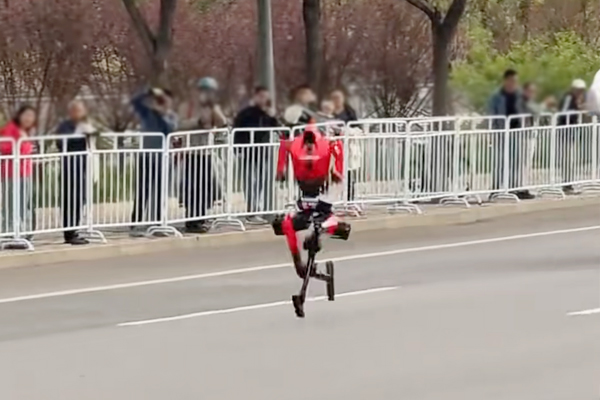 科技溫度＋創新速度：榮耀推動AI在機器人領域的消費級應用落地