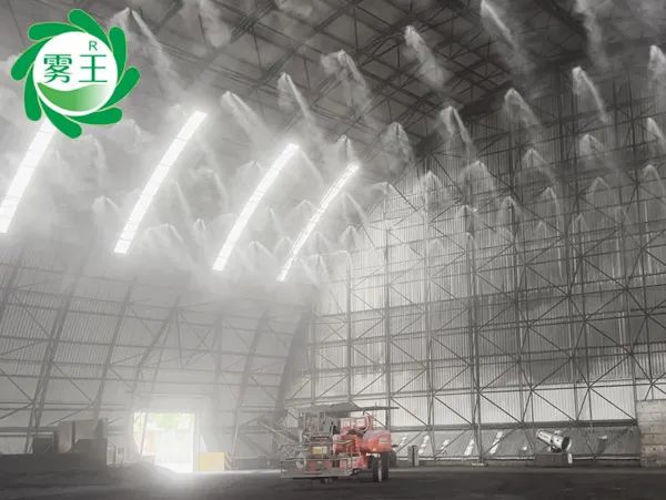 霧鎖揚塵守護藍天：喜上喜水泥廠料棚噴霧降塵系統為環保添力